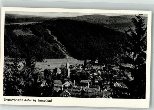 Balve Panorama des Ortes mit Pfarrkirche St. Blasius Fotograf Paul Streiter