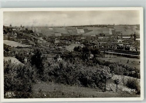 Würzburg 1931 Panorama der Stadt mit Festung Marienberg Fotograf Rolf Kellner Verlag Emil Hartmann