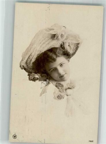 1909 Junge Frau mit außergewöhnlichem Hut Hutmode Nr. 1432