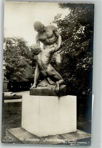 Stockholm Skulptur Blutsbrüder des Bildhauers Theodor Lundberg.