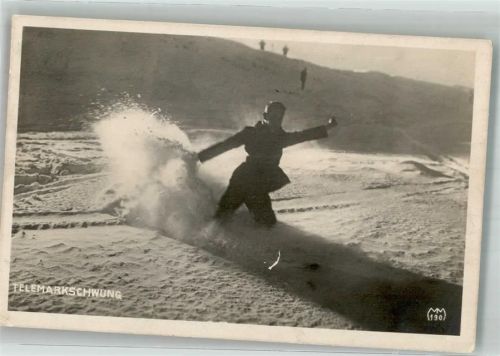 Skifahrer beim Telemarkschwung Kilophot 40190
