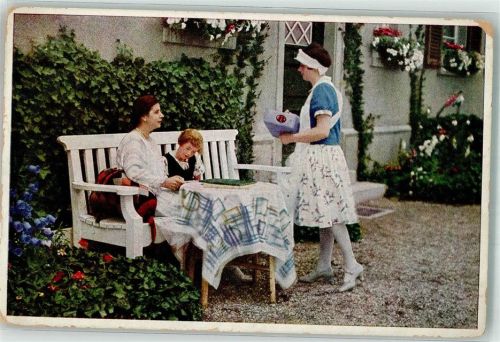 Mutter Kind Dienstmädchen