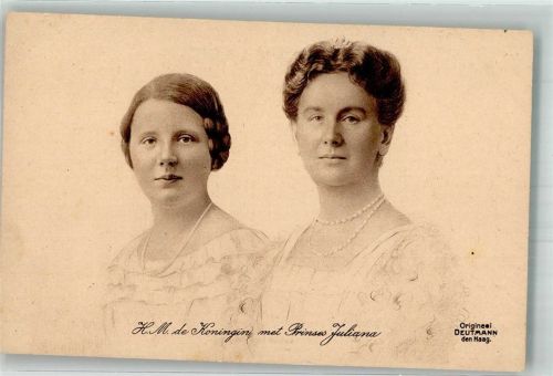 H.M. de Koningin Wilhelmina mit Prinses Juliana