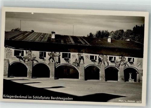 Berchtesgaden Kriegerdenkmal auf dem Schlossplatz Fotograf Ammon