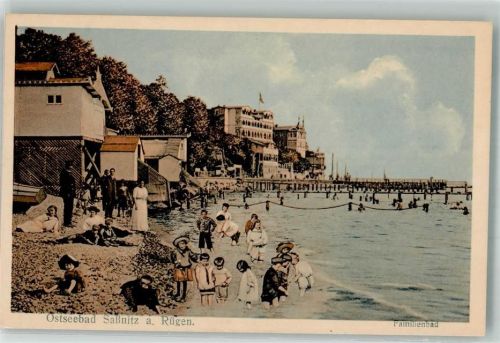 Sassnitz Strand mit Familienbad und Seebrücke