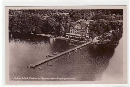 Flugzeugaufnahme vom Kurhaus Schloß Pieskow am Scharmützelsee. Ungelaufen. Gute Erhaltung.