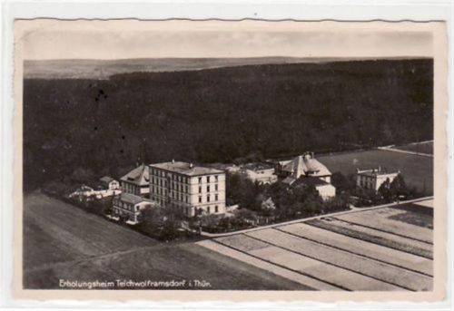 Teichwolframsdorf i. Thür. mit Blick auf das Erholungsheim gelaufen und Bahnpoststempel von 1938. Gute Erhaltung.