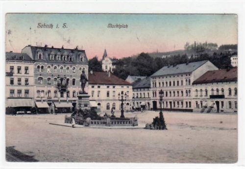 Sebnitz Sebnitz mit Marktplatz gelaufen von 1913. Leichte Stempelspuren, sonst gut erhalten.