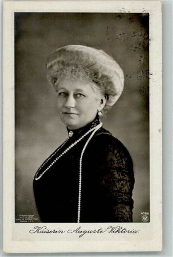 1911 Portrait der Kaiserin Fotograf Vogt NPG 4096