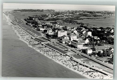 Duhnen Fliegeraufnahme von Strand und Promenade beim Ove-Ovens-Haus