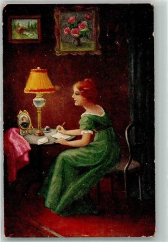 1916 Junge Frau beim Verfassen eines Briefes vor dem Bildnis ihres Liebsten