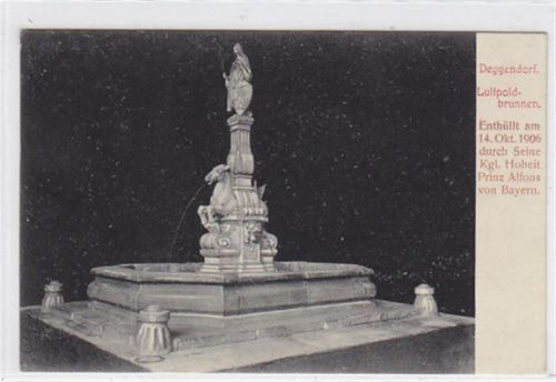 Luitpoldbrunnen in Deggendorf gelaufen 1917. Gute Erhaltung.