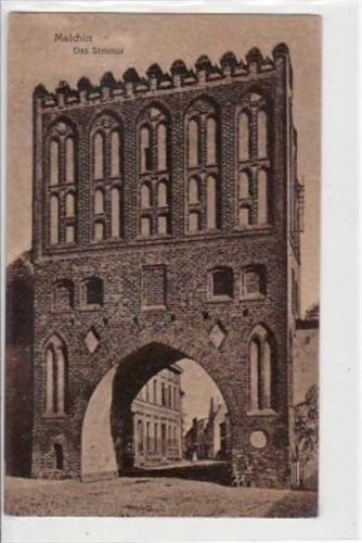 Malchin mit Steintor 1920. Ungelaufen. Gute Erhaltung.