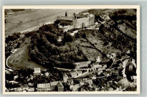 Kulmbach 1941 Fliegeraufnahme des Ortes mit der Plassenburg und der Petrikirche