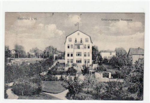 Reinfeld mit Erholungsheim, Rückseite gelaufen, Marke entfernt, handschriftliches Datum von 1921 kleiner Knick oben rechts, Vorder- und Rückseite fleckig, sonst gut erhalten