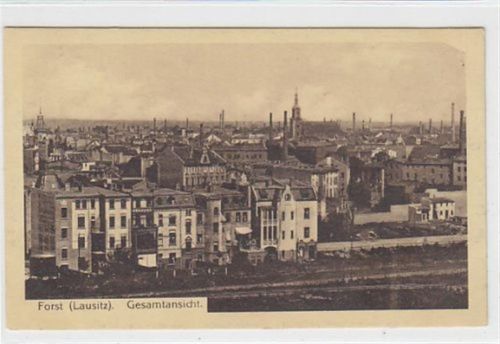 Forst ( Lausitz ). Gesamtansicht. Feldpost, Stempel von 1916. Ecken mit Albumabdrücken, sonst gut erhalten