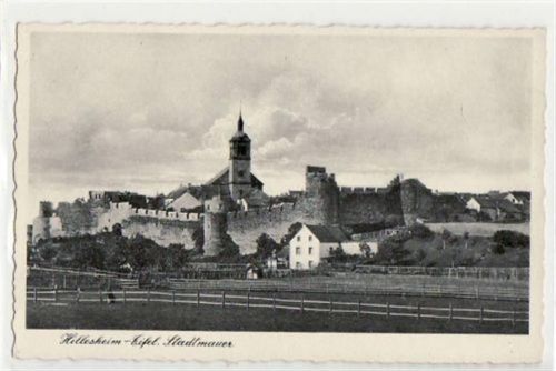 Hillesheim i.d. Eifel mit Stadtmauer ungelaufen Top Erhaltung.