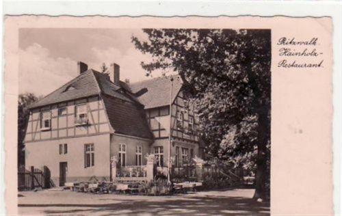 Pritzwalk. Abgebildet ist das Hainholz-Restaurant. Postalisch befördert mit Marke und Stempel. Gute Erhaltung.