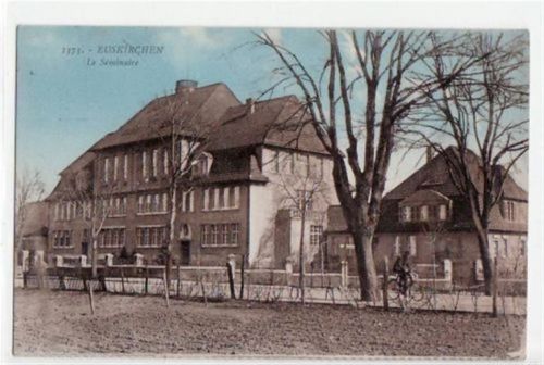 Euskirchen Euskirchen mit Seminar, Le Séminaire gelaufen von 1928, Marke fehlt. die Karte war in einem Album eingeklebt, daher Anhaftungen Rückseite, sonst gut erhalten