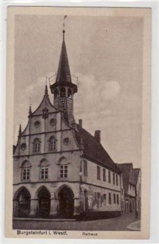 Burgsteinfurt mit Rathaus gelaufen, mit Marke und Stempel von 1924. Leichter Bug unten links, leicht fleckig, sonst gut erhalten