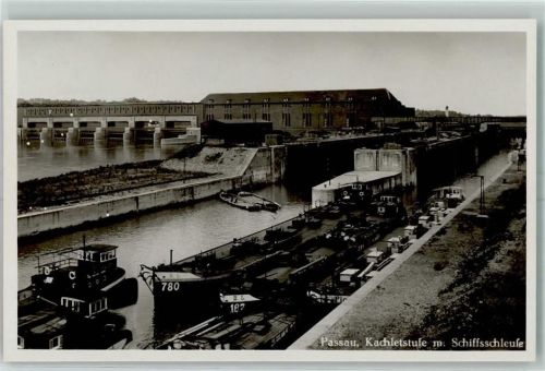Passau Kachletstufe Schiffsschleuse