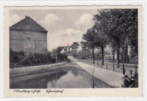Oldenburg mit Schmützteich. Feldpost, Stempel von 1943. Leicht fleckig, sonst gut erhalten