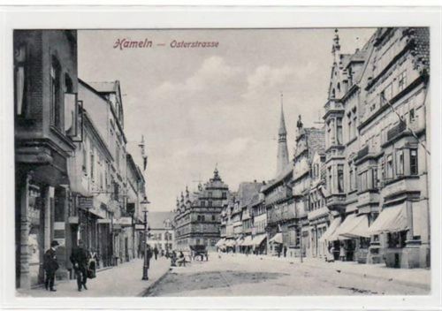 Hameln Hameln. Häuserreihe in der Osterstraße ungelaufen Knick unten links, leicht bügig, sonst gut erhalten