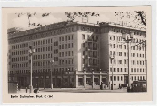 Berlin Friedrichshain. Stalinallee Block C - Süd. ungelaufen 50iger Jahre. Top Erhaltung.