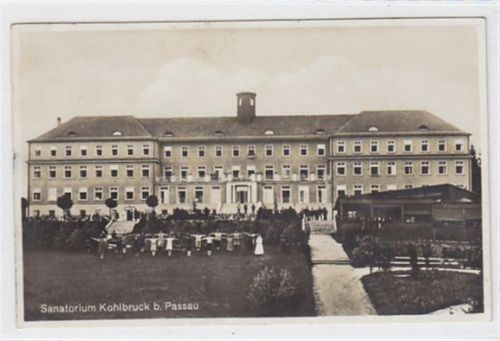 Passau Sanatorium Kohlbruck bei Passau gelaufen. Rückseite leicht fleckig, sonst gut erhalten.