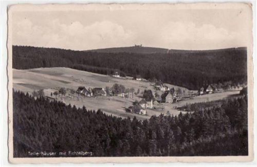 Tellerhäuser mit Fichtelberg gelaufen von ca. 1940, rückseitiger Stempel: Tellerhäuser über Schwarzenberg kleiner Knick unten links, leichter Stempeldurchdruck, Rückseite leicht stockfleckig, sonst gut erhalten