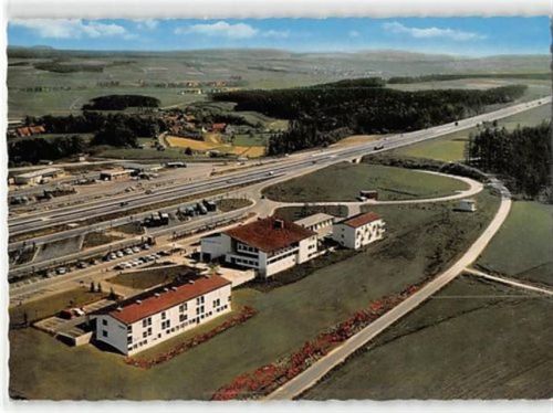Weingartsgreuth. ein Blick auf das Autobahn-Motel Steigerwald ungelaufen Gute Erhaltung.