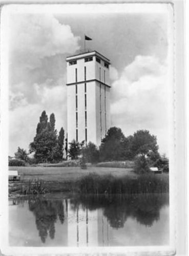 Bexbach an der Saar. Hindenburgturm gelaufen. Die Karte war in einem Album eingeklebt, daher AnhaftungenRückseite, leichter Stempeldurchdruck, leicht fleckig, leichte Abschürfungen, sonst gut erhalten