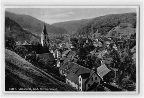 Zell im Wiesental, bad. Schwarzwald. Gesamtansicht mit Kirche gelaufen. Gute Erhaltung.