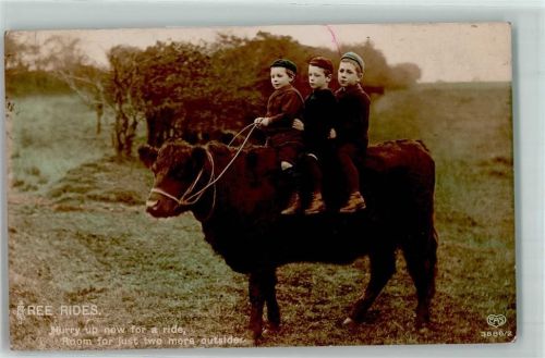 1919 Kinder reiten aufeinem Rind Verlag Schwerdtfeger