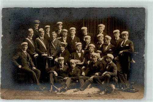 Gruppenfoto Schärpe Tönnchen Korbschläger