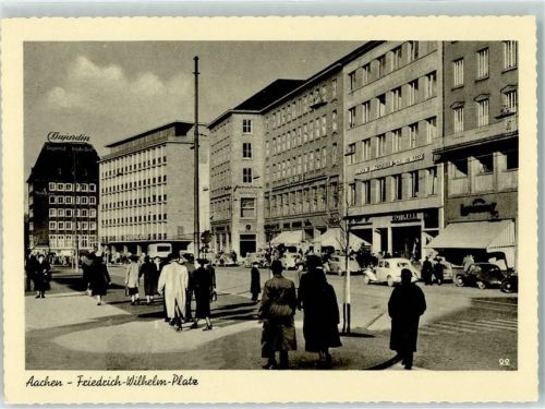 Aachen Friedrich Wilhelm-Platz DAK Dujardin-Werbung