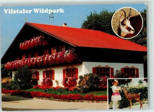 Reisbach Vilstaler Weildpark Einfamilienhaus Blumenschmuck Kind mit Rehkitz Gamsbock