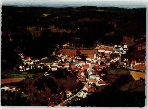 Obertrubach Pfarrkirche St. Laurentius Fliegeraufnahme