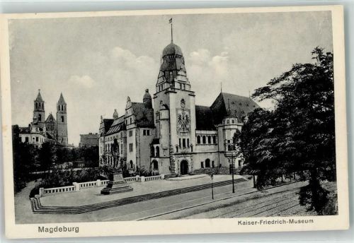 Magdeburg Kaiser Friedrich-Museum Denkmal