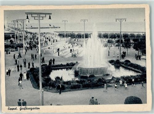 Zoppot Großkurgarten Springbrunnen Seesteg Fahnen