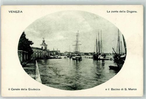 Venezia la punta della Dogana il Canale della Giudecca e il Bacino di S. Marco