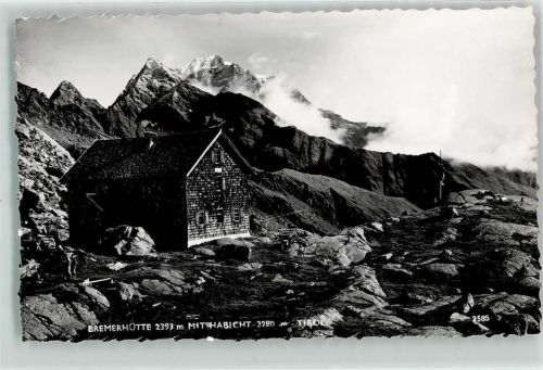 Gschnitz Bremerhütte mit Habicht
