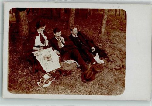Artern Aufnahme Herren und Dame bei Picknick Ort handschriftlich