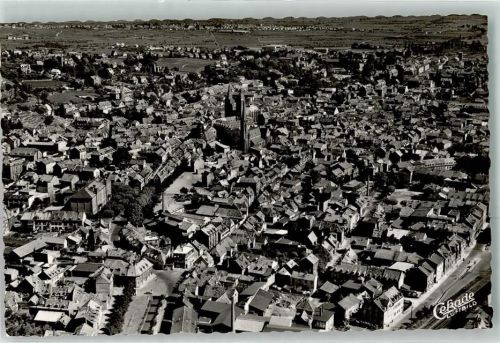 Neustadt Fliegeraufnahme mit Stiftskirche und Rathaus