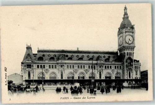 Paris Gare de Lyon Turm Uhr Kutsche