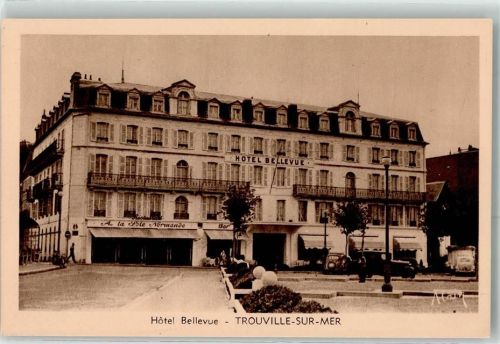 Trouville-sur-Mer Hotel Bellevue Oldtimer