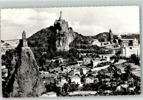 Le Puy-en-Velay Kirche Saint-Michel d’Aiguilhe et Statue der Notre–Dame de la France