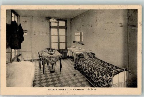 Paris Ecole Violet Rue du Theatre et Avenue Emile Zola