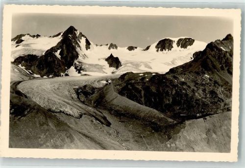 Vernagthütte - Buslar Gletscher mit Fluchtkogl