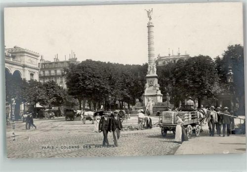 Paris Colonne des Palmiers Victory Statue Goldener Engel